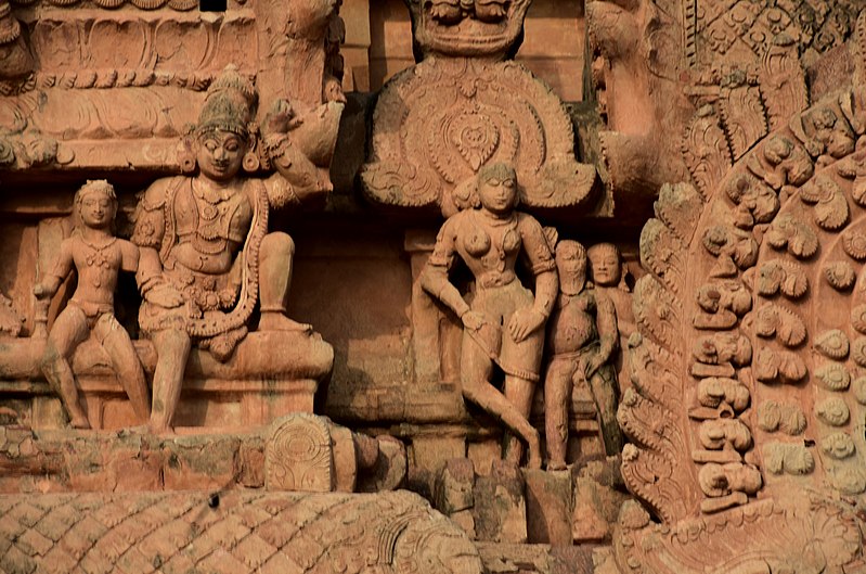 A few sculptures at the Brihadeswara Temple.