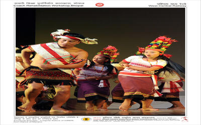 com dance Manipur.jpg